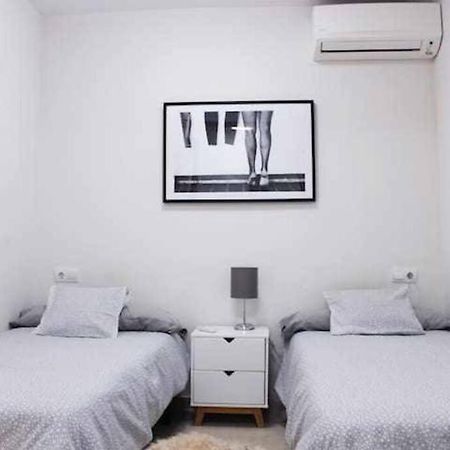 Best Location Apartment In Marbella. Beachfront!! 외부 사진